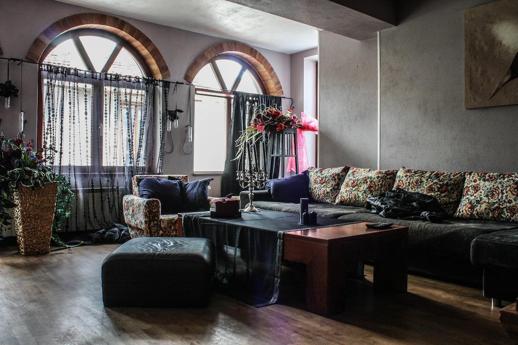 Le Rendezvous Apartment เวลีคอเทอร์โนโว ห้อง รูปภาพ