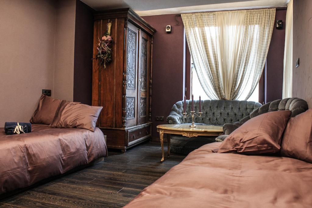 Le Rendezvous Apartment เวลีคอเทอร์โนโว ห้อง รูปภาพ