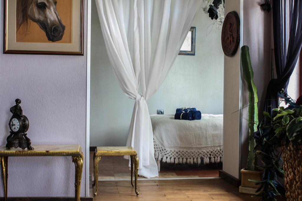 Le Rendezvous Apartment เวลีคอเทอร์โนโว ห้อง รูปภาพ